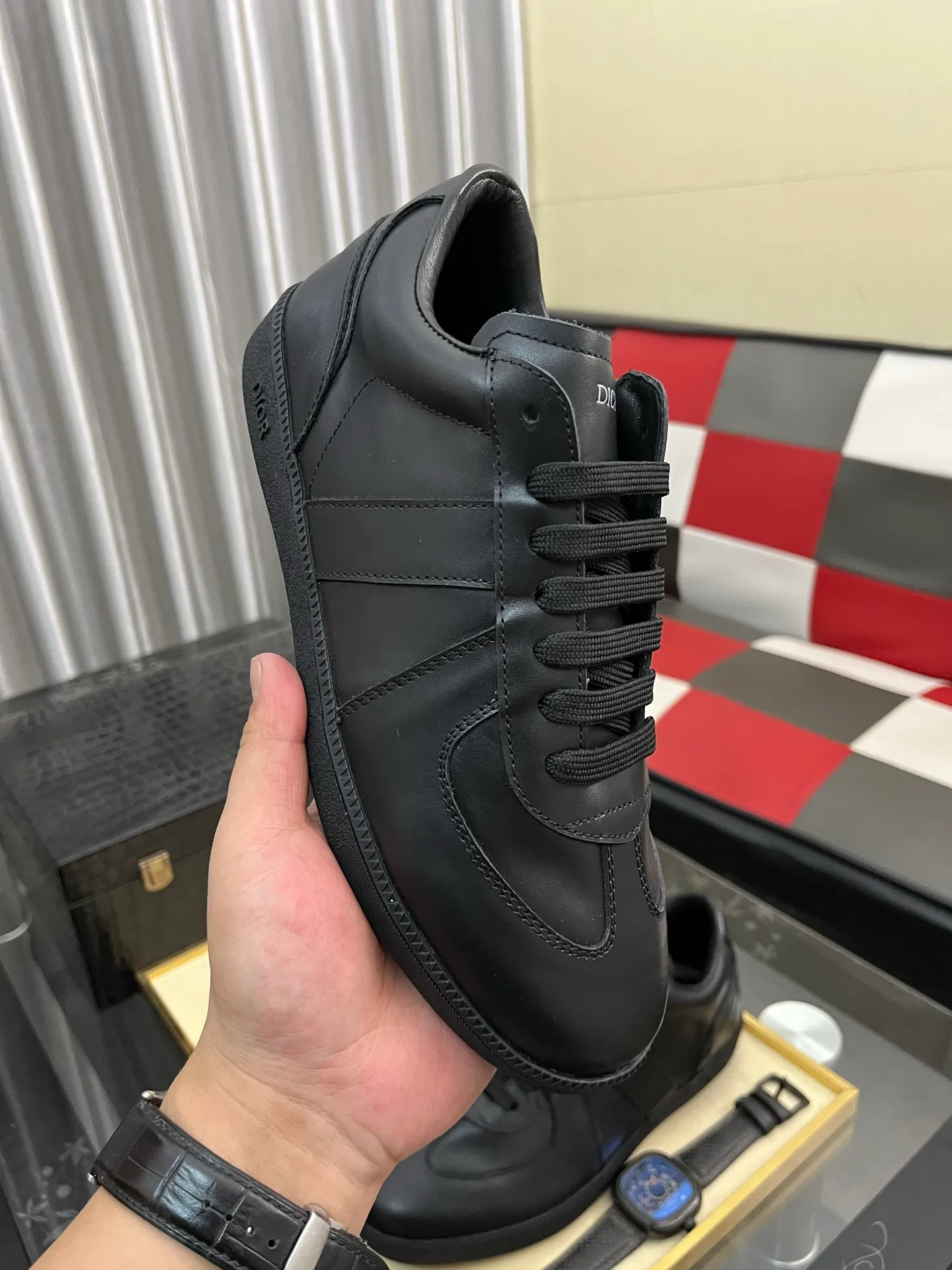 Men's shoes💰380⌚️⌚️[Dior] Dior's new men's genuine leather casual shoes, the highest version on the market, any comparison is welcome🆚! The original leather has excellent texture and is super high-end! Fetal sheep net lining imported from Italy, removable pad! Luxurious materials and fine workmanship, highly recommended! Code number: 38-44